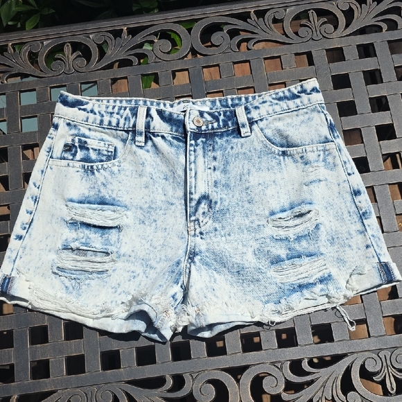 KanCan Light Blue Distressed Jean Shorts - Picture 1 of 6